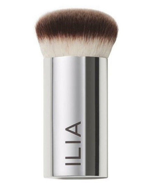 ilia Perfecting Buff Brush Silver