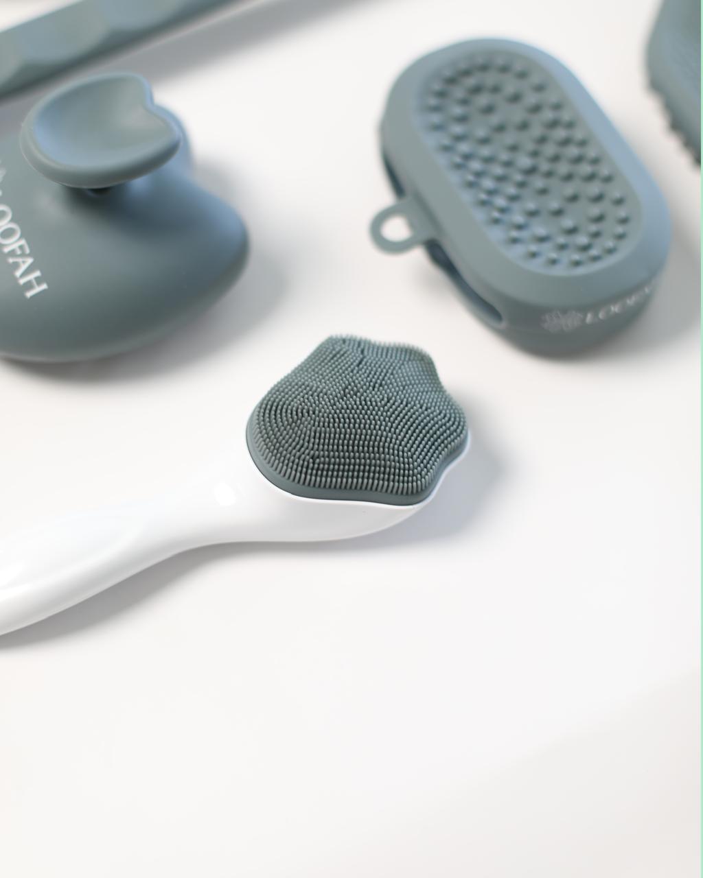 Loofah Silicone Set Collection مجموعة فرش تنظيف سيلكون