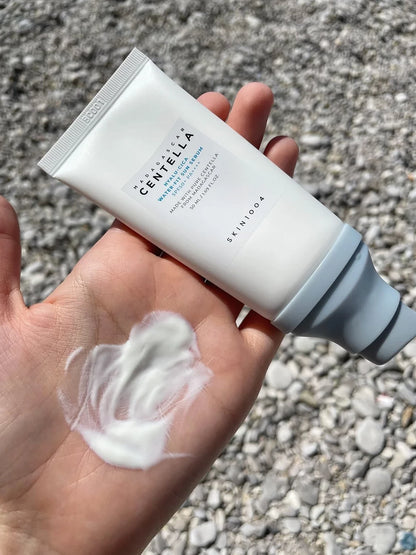 SKIN1004 Madagascar Centella Hyalu-Cica Water-Fit Sun Serum